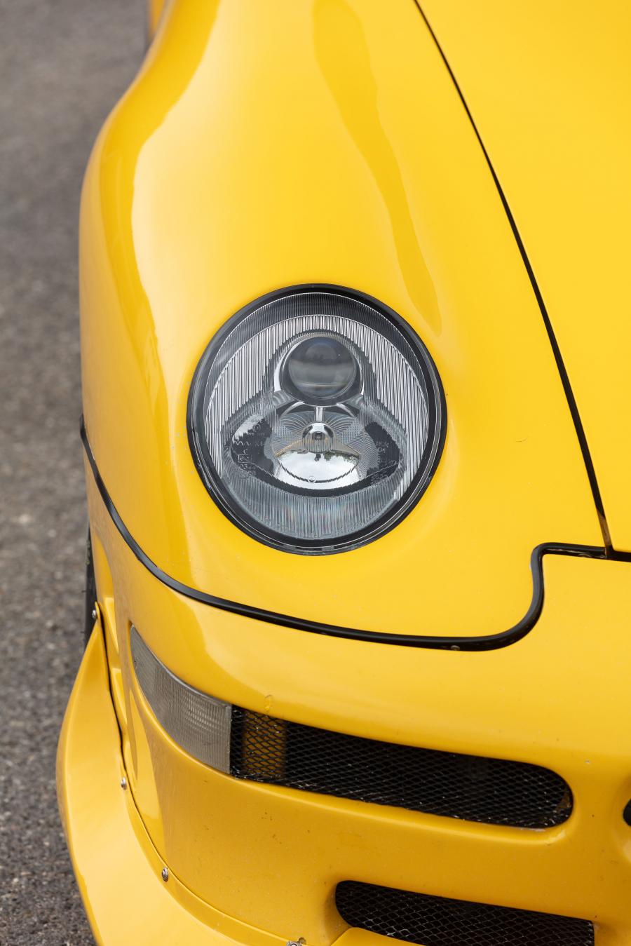 Детали экстерьера Ruf CTR2 Sport (993) 1997 года  (фото 15 из 92)